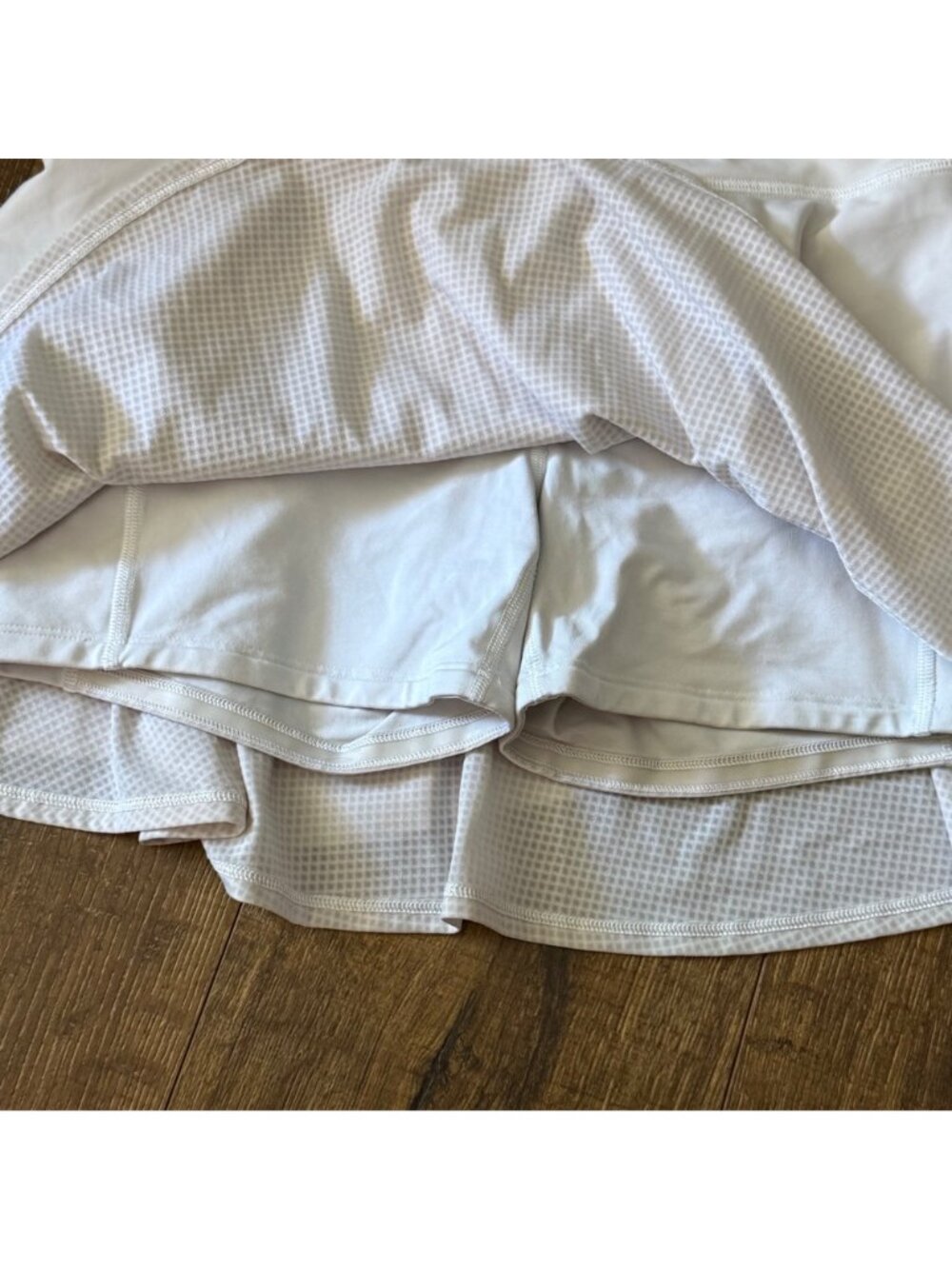 Athleta Ace Mesh Skort White Ruffle Tiered Tennis Golf Size S - Picture 3 of 7